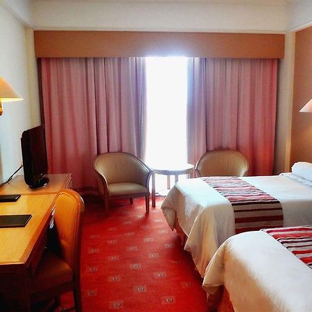 Tiara Medan Hotel & Convention Center ภายนอก รูปภาพ